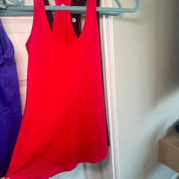 COPY - Lululemon Cool Racerback tank, size 6, Red - Picture 2 of 3